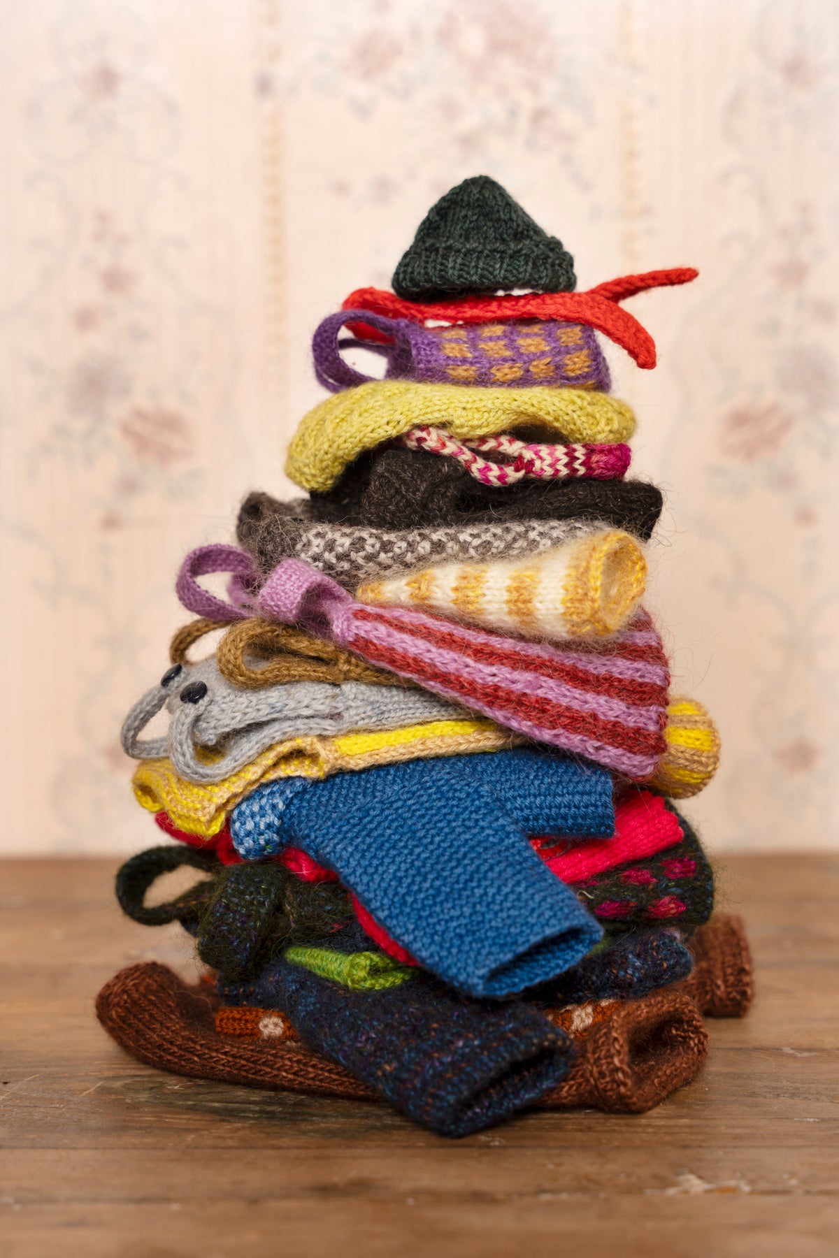 Chez Myrtil - More Seamless Friends to Knit &amp; Love by Cinthia Vallet
