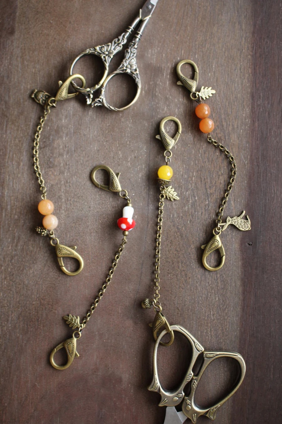 Woodland Scissor Chains