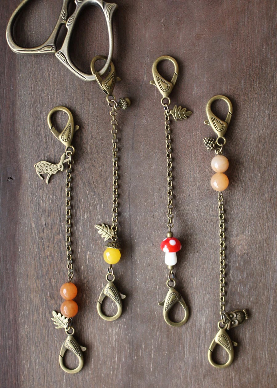 Woodland Scissor Chains